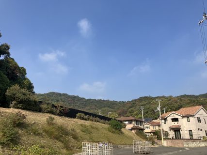 山が赤くなってきた