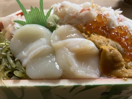 北海道物産店で買った「海鮮丼」を食べた